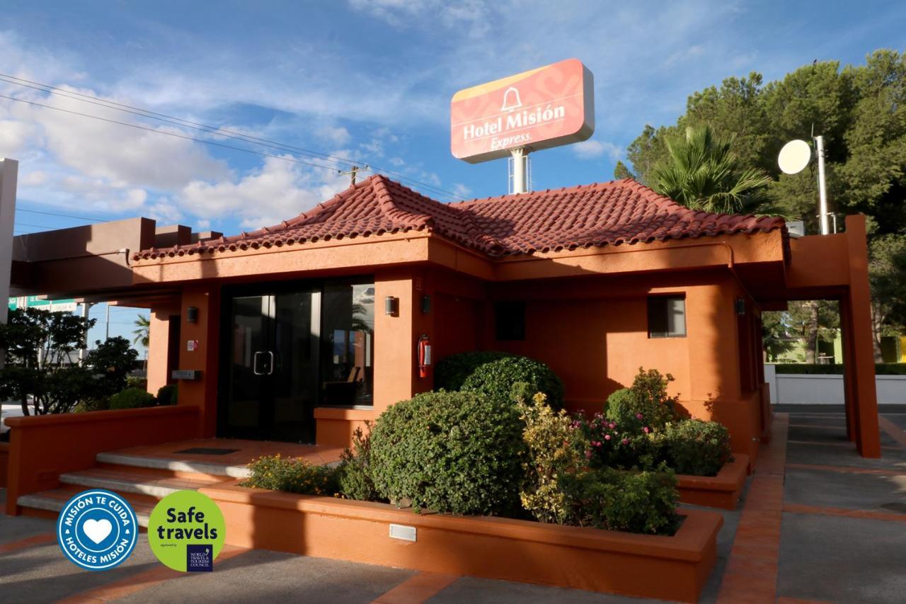 Mision Express Saltillo Exterior foto